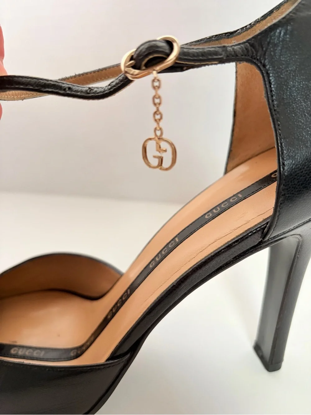 Gucci DOrsay Stiletto Pumps Interlocking GG Ankle Strap Suede Black Size 38.5C - Picture 10 of 15